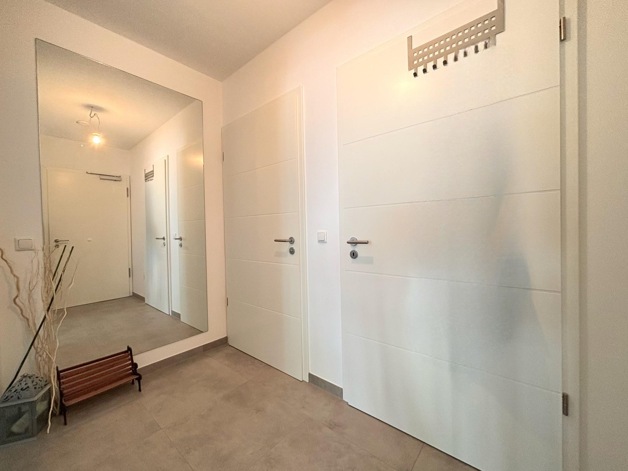 Das Bild zeigt den Flurbereich der Wohnung.